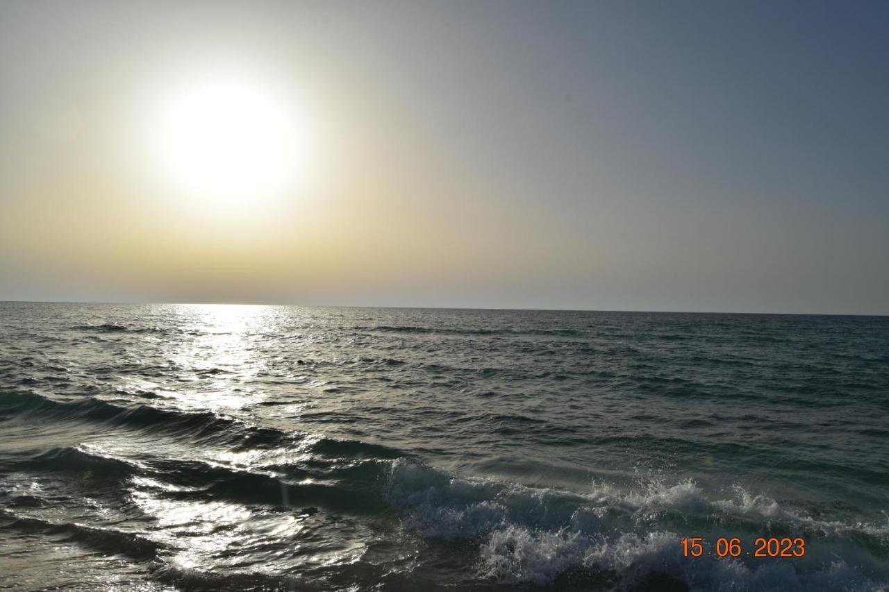 Beachside Chalet ,Sidi Kerir Villa Abu Zeira Dış mekan fotoğraf